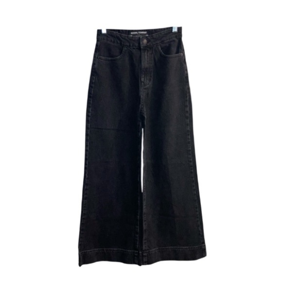 Social Tourist Women’s Ultra High Rise Baggy Wide-Leg Jeans Size 24 - Picture 1 of 12